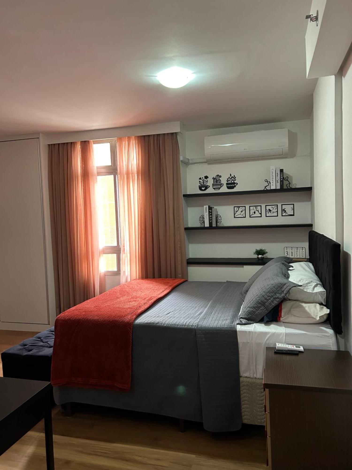 Flat Em - Park Sul Apartment